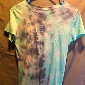 Hello I’m selling a Aeropostale teens T-shirt the size is Large classic crew fit